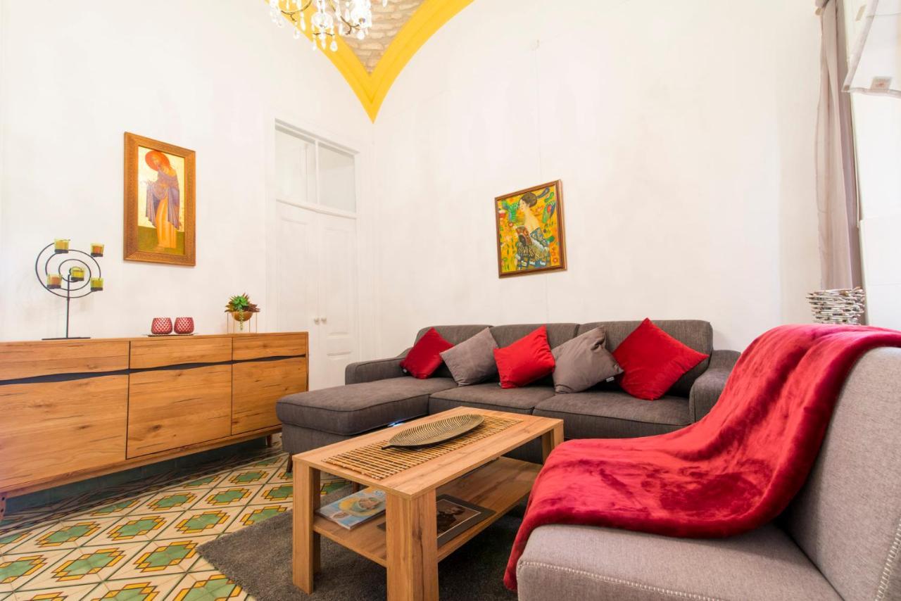 Charming Town House Just 500M From The Marina And Its Well Known Typical Market Olhao Bagian luar foto