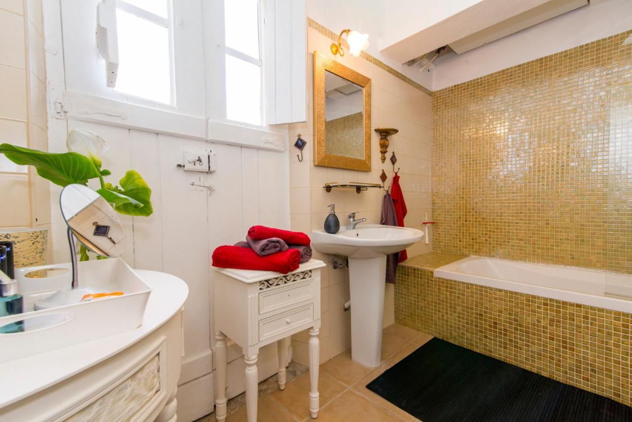 Charming Town House Just 500M From The Marina And Its Well Known Typical Market Olhao Bagian luar foto